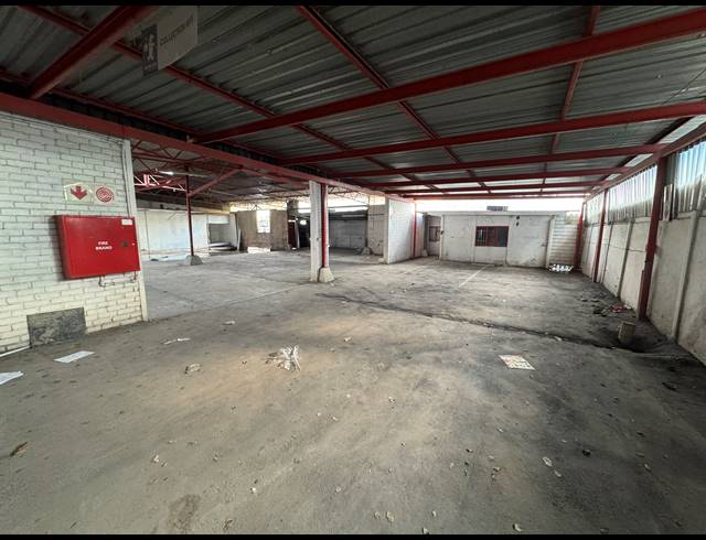 920M² WAREHOUSE TO LET IN TECHNIKON